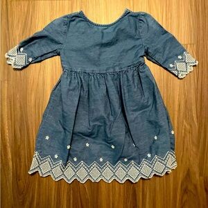 Old Navy Blue Denim Chambray Kids Dress with White Embroidery detail size 2T